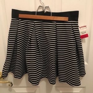 Black and White Striped Skirt New With Tags